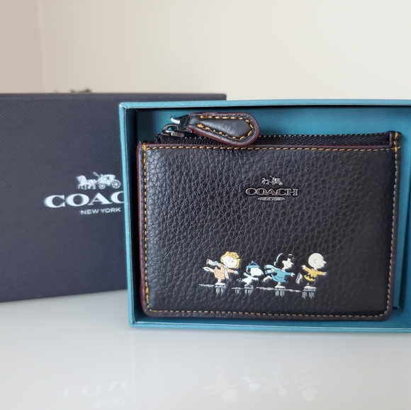 Coach Boxed Mini Skinny ID Case with Snoopy